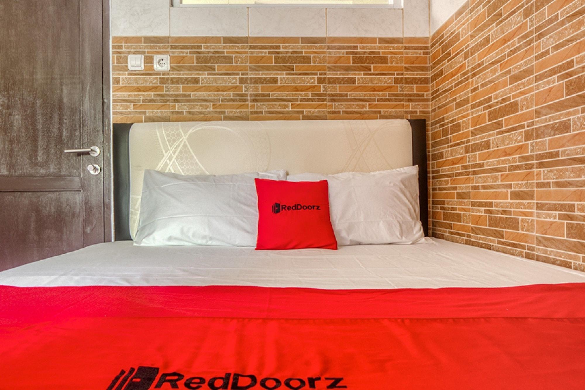 Reddoorz @ Panglima Polim 2 Hotel Jacarta Exterior foto